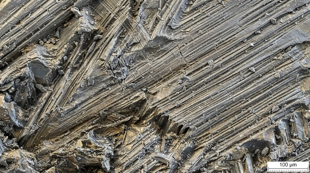Microscopic view of Inconel 718 surface topography